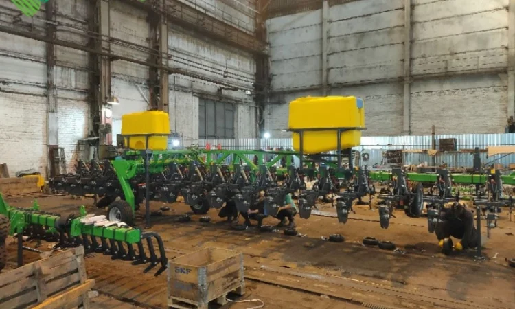 Культиватор Green Razor 11, 2 междурядный, 16 рядный прополочный - фото № 3