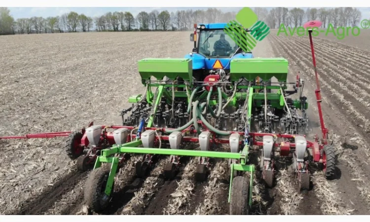 Агрегат полосовой обаботки почвы Strip-Till STAR TRACK - фото № 1