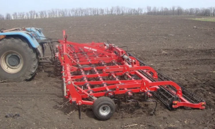 Предпосевной культиватор ЧЕРВОНЕЦ-8 Лозовая - фото № 3