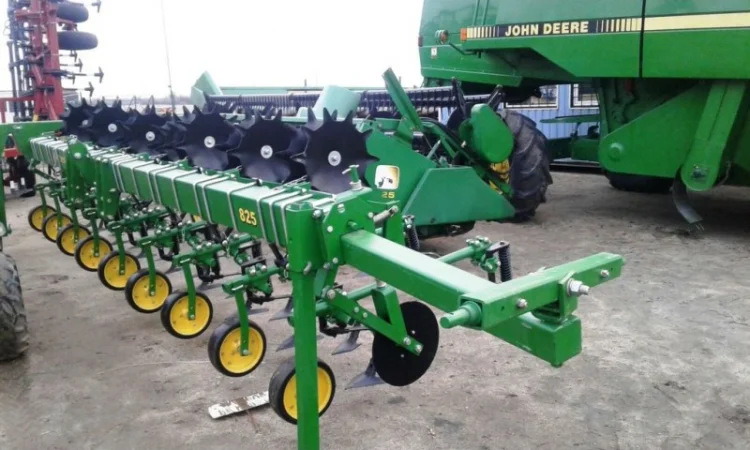 Культиватор пропашной John Deere 845 - фото № 1