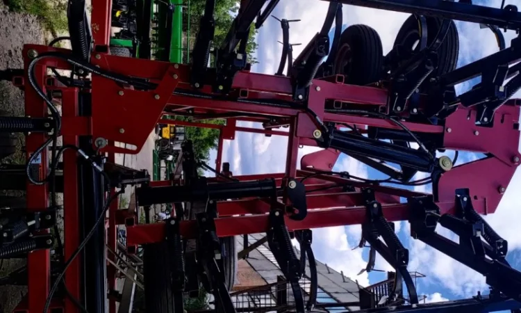 Продам культиватор CASE IH Tiger Mate II 15, 5 м - фото № 11