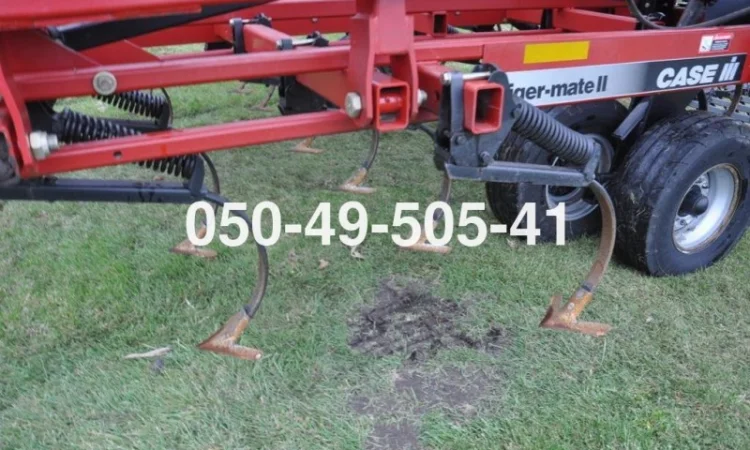 Б/у Культиватор Кейс Case Tigermate II 13, 5 м. как новый - фото № 2