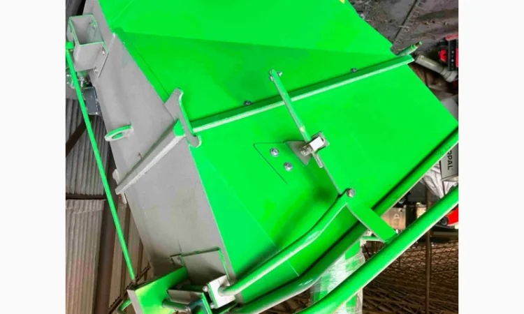 Подрібнювач деревини навісний РМ-900 щепоріз - фото № 2