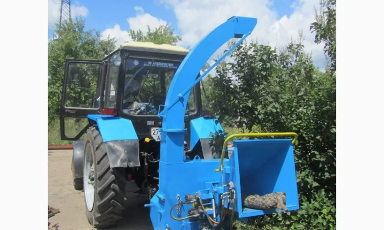 Измельчитель деревьев (веткодробилка) - фото № 1