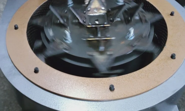 Соломорізки (соломоподрібнювачі) / Соломорезки - фото № 1