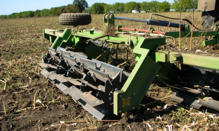 Водоналивной каток измельчитель Shredder L60.550V Аверс-Агро - фото № 2