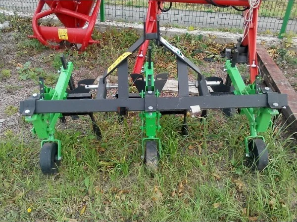 Окучник-полольник Бомет на 3 секции - фото № 1