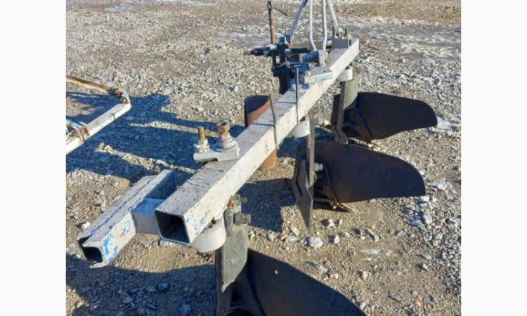 Плуг ПЛН 3-35 б/у - фото № 4