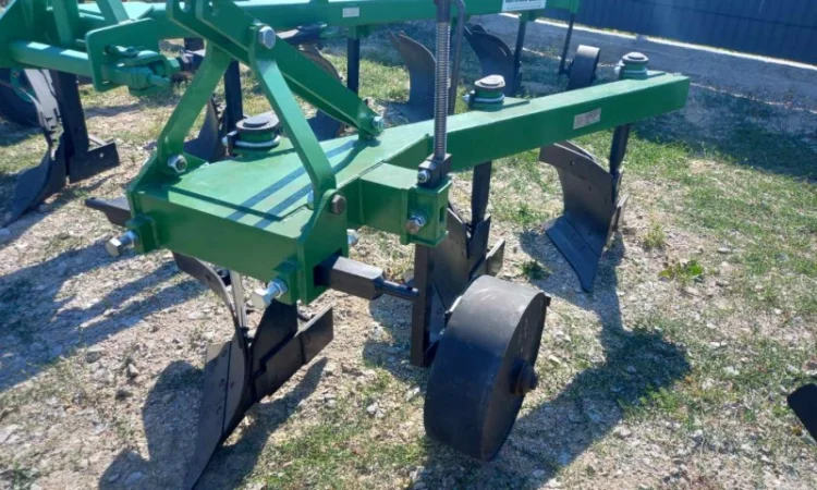 Плуг навісний борозний ПНБ 3-35 - фото № 1