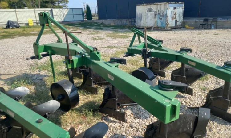 Плуг борозний лемішний ПБЛ-4-40 - фото № 2