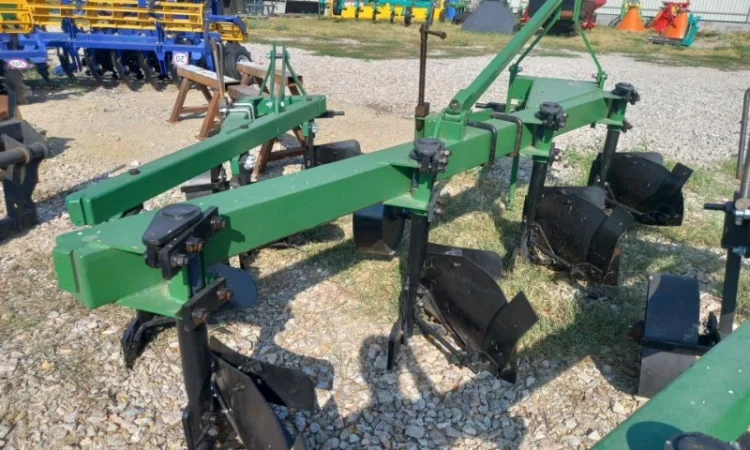 Плуг борозний лемішний ПБЛ-4-40 - фото № 4