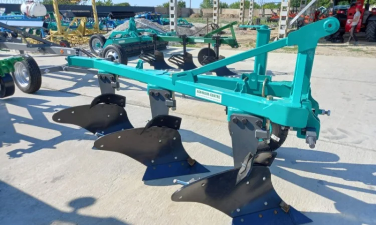 Плуг навісний ПЛН 3-35, відвал, кутознім Tekrone - фото № 1