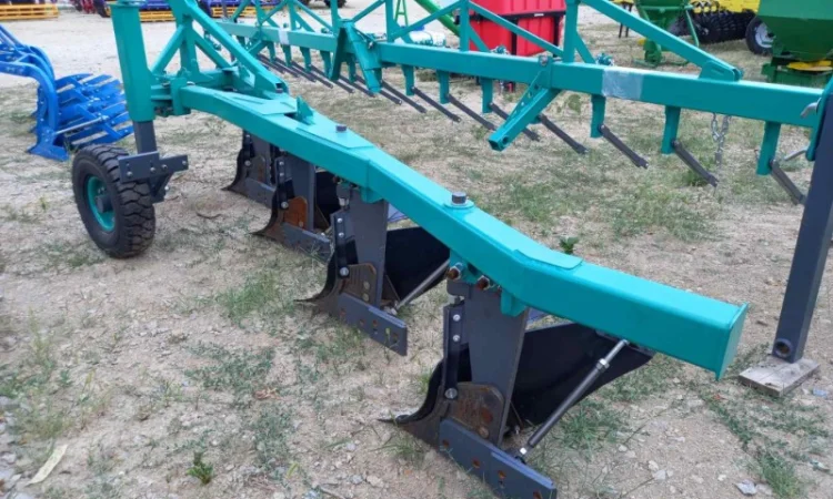 ПЛН 4-35, відвал пластиковий Tekrone - фото № 3