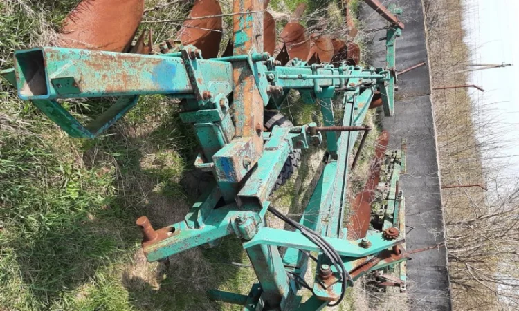 Плуг восьмикорпусний навісний ПНЛ-8-40 К700 - фото № 8