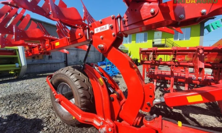 Новый плуг оборотный ünlu clasa 7+1 - фото № 9