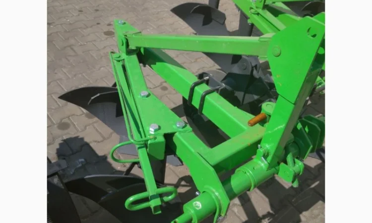 Плуг навісний тракторний польовий 2/25 на мінітрактор - фото № 2