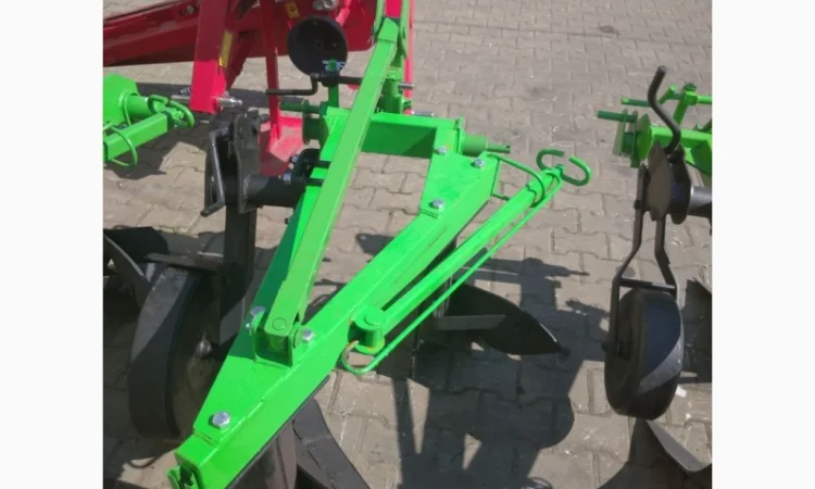 Плуг навісний тракторний польовий 2/25 на мінітрактор - фото № 6