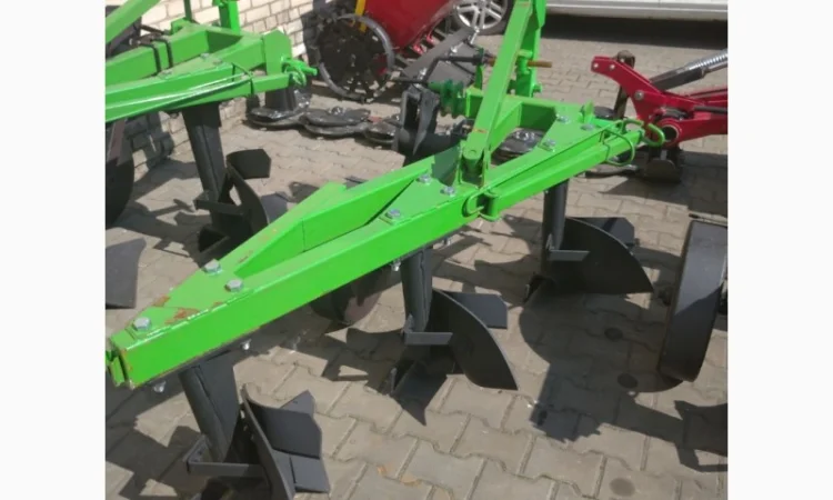 Плуг навісний польовий лемішний оборотний 3х корпусний на мтз - фото № 3