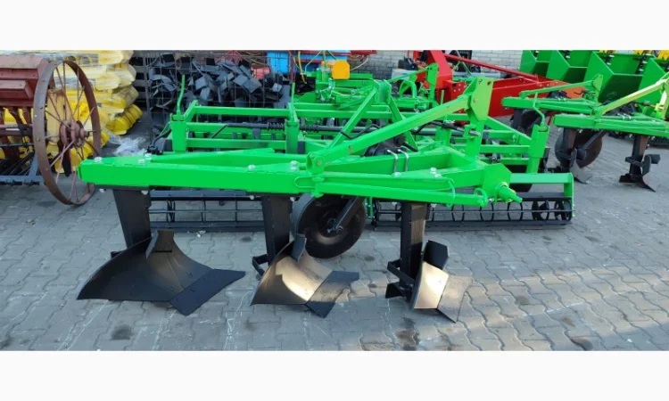 Плуг 3х корпусний оборотний 3/30 висока стійка, шовна рама BOMET - фото № 1