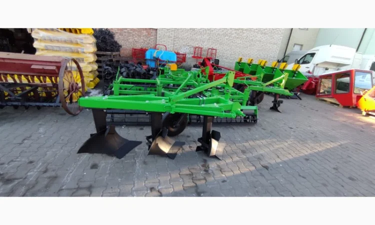 Плуг 3х корпусний оборотний 3/30 висока стійка, шовна рама BOMET - фото № 2