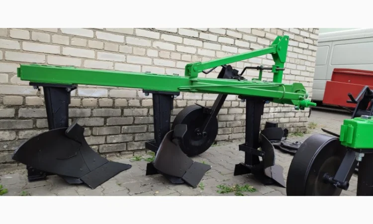 Плуг 3х корпусний оборотний 3/30 висока стійка, шовна рама BOMET - фото № 6