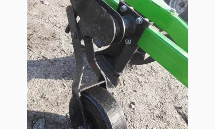 Плуг на трактор 20 л.с. 2-х корпусний 2/20 Bomet (Польща) - фото № 15