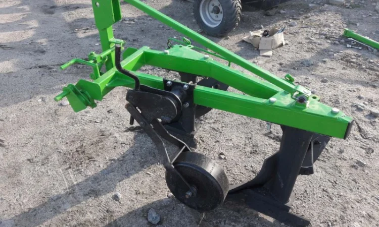 Плуг на трактор 20 л.с. 2-х корпусний 2/20 Bomet (Польща) - фото № 8