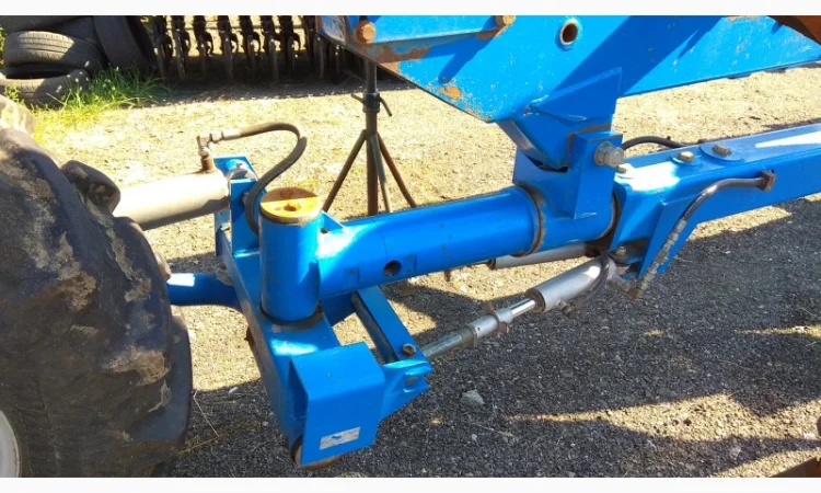 Плуг оборотний Overum – 8-корпусів (2011р) - фото № 4