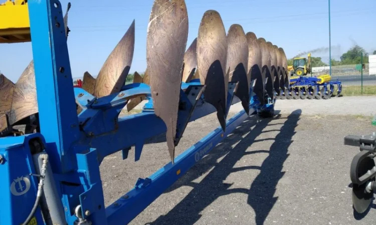 Плуг оборотный 8 к Overum DVL 81080 F. Швеция. Kongskilde (Оверум) - фото № 3