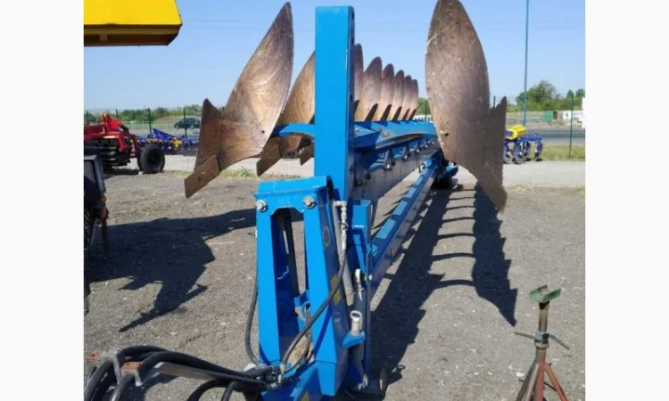 Плуг оборотный 8 к Overum DVL 81080 F. Швеция. Kongskilde (Оверум) - фото № 6