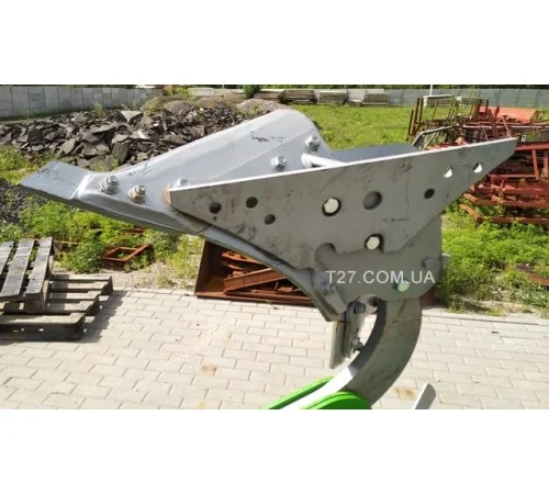 Плуг 4-х корпусный оборотный 4-35 Bomet Leo U063 (Польша) - фото № 3