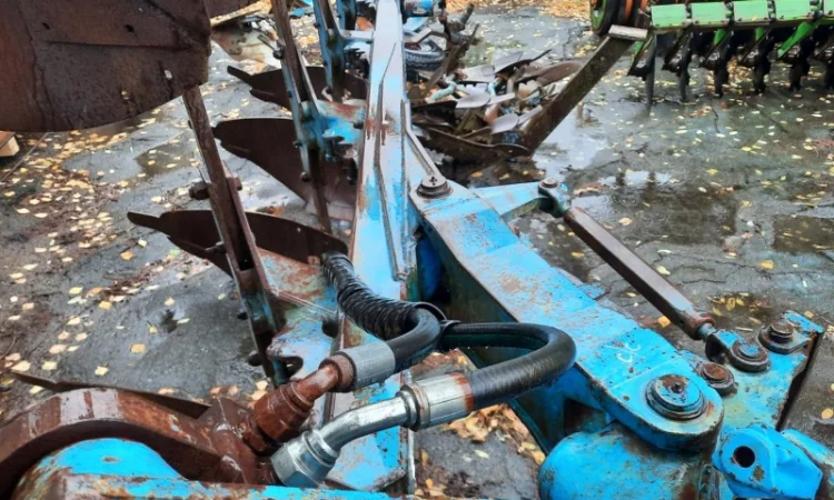 Плуг Lemken Opal 120 6 (4+1+1) корпусів - фото № 1