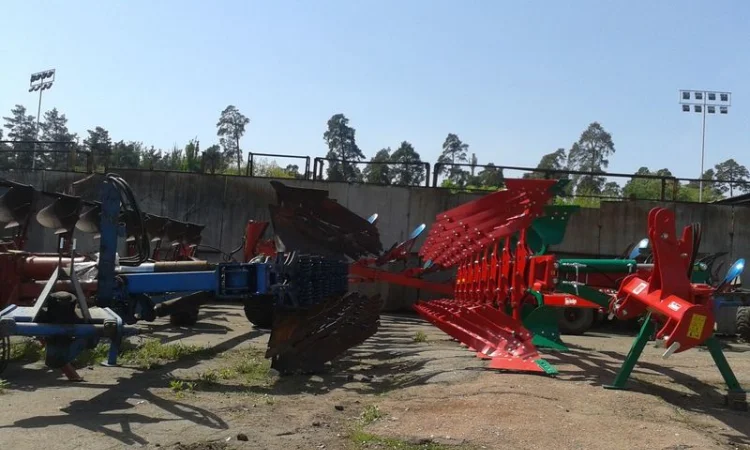 Плуг оборотний Gregoire Besson 8 корпусів - фото № 8