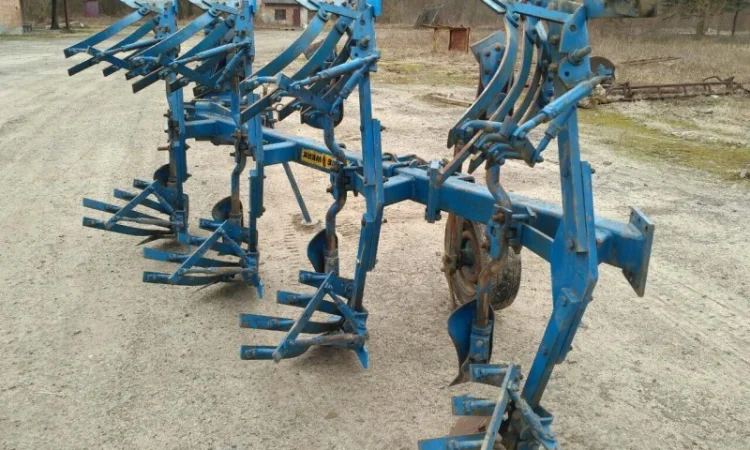 Плуг оборотный Rabe Werk 120 на 4 корпуса ленточный отвал / Рабеверк / Lemken, Лемкен - фото № 5