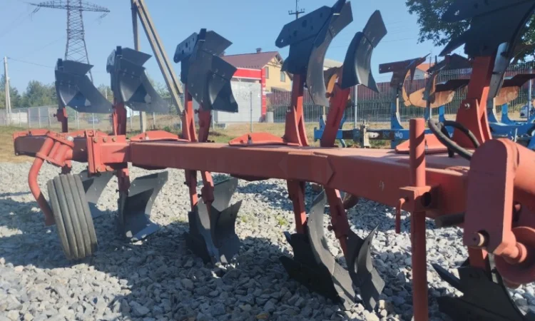 Плуг Gregoire Besson 4+1 - фото № 4