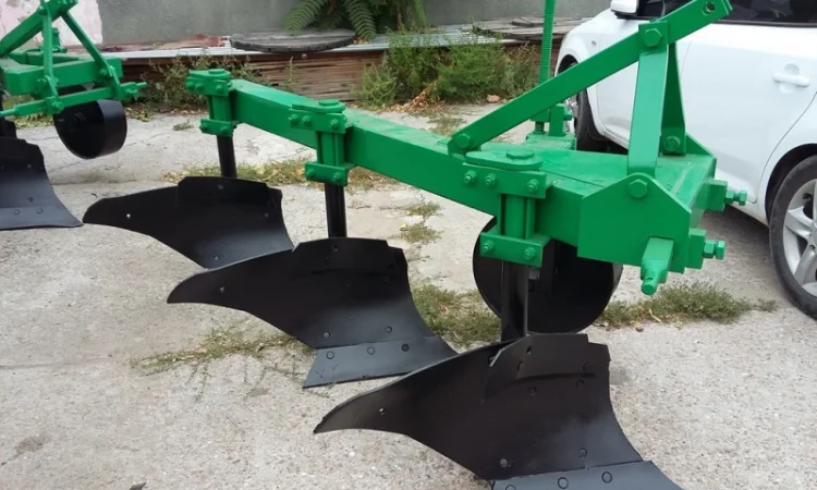 Продам плуг навесной трехкорпусный на высоких стойках ПБЛ 3-35 - фото № 5