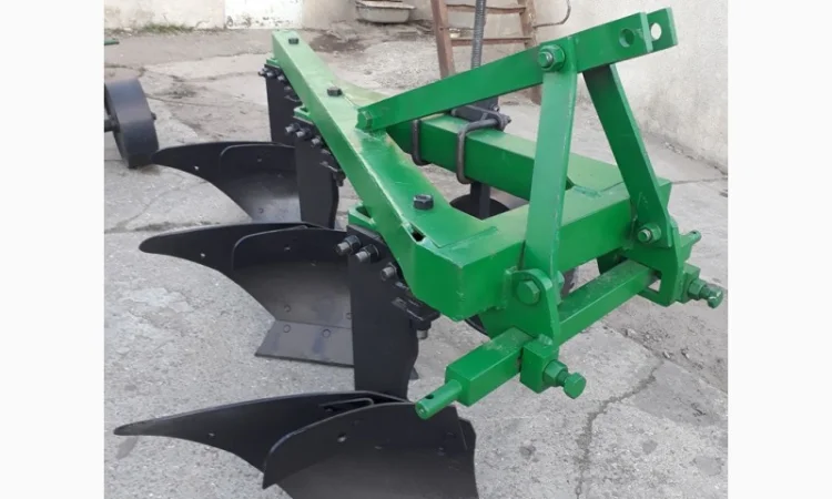 Продам плуг трехкорпусный навесной ПЛН 3-35 - фото № 1