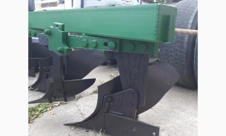 Продам плуг трехкорпусный навесной ПЛН 3-35 - фото № 3