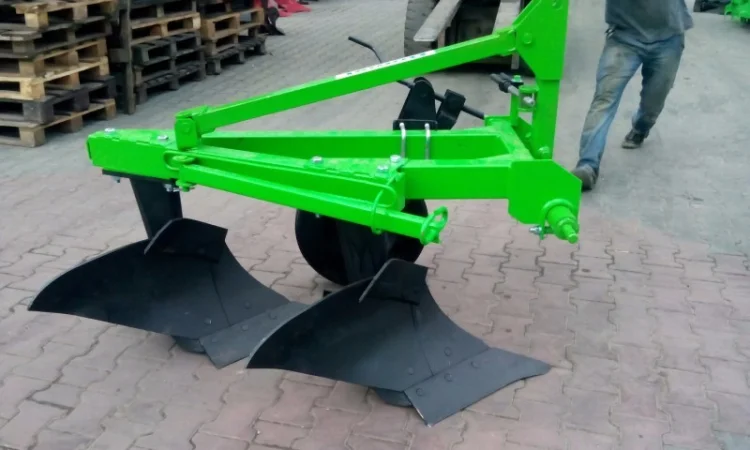 Плуг Bomet 2 -х, 3 -х, 4 -х и 5 -ти корпусный, Польша - фото № 1