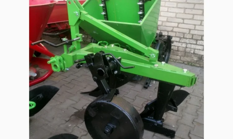 Плуг 1, 2, 3, 4, 5 корпусный Польша - фото № 1