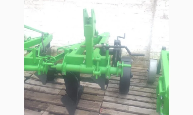Плуг 1, 2, 3, 4, 5 корпусный Польша - фото № 8