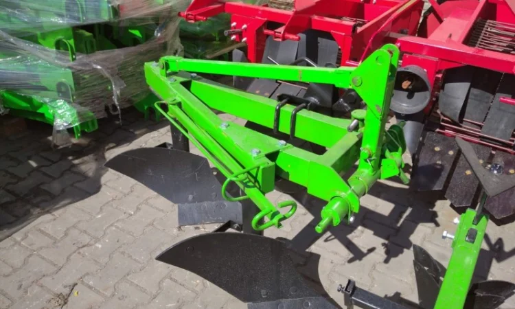 Плуг 1, 2, 3, 4, 5 корпусный Польша - фото № 19