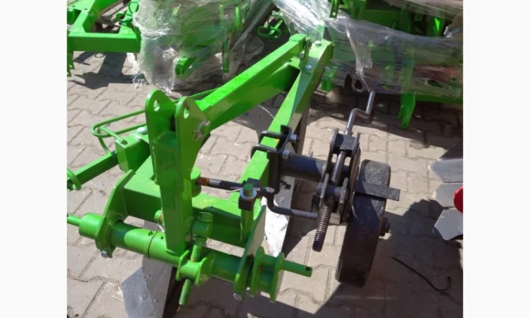Плуг 1, 2, 3, 4, 5 корпусный Польша - фото № 17