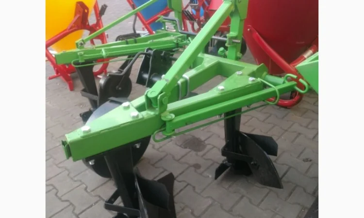 Плуг 2 3 4 5 корпусний Bomet - фото № 10