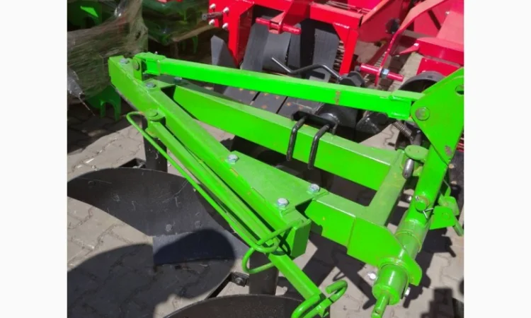 Плуг 2 3 4 5 корпусний Bomet - фото № 19