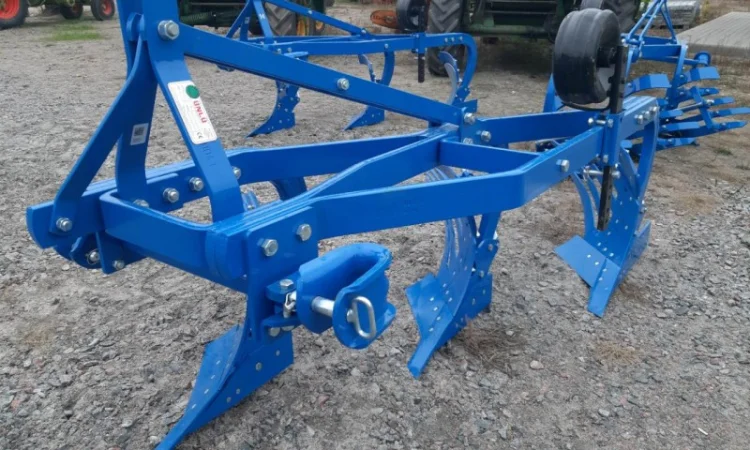 Турецький 3-х корпусний плуг Unlu - фото № 2