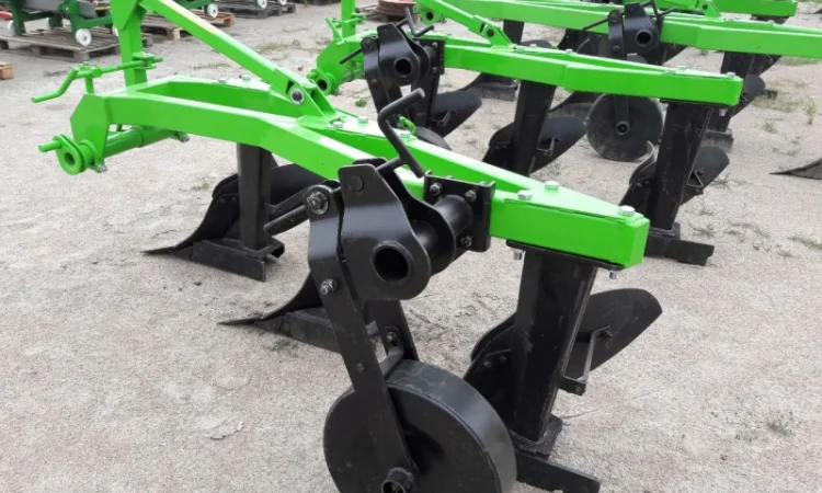 Плуг классический 3/30 фирмы Bomet - фото № 7