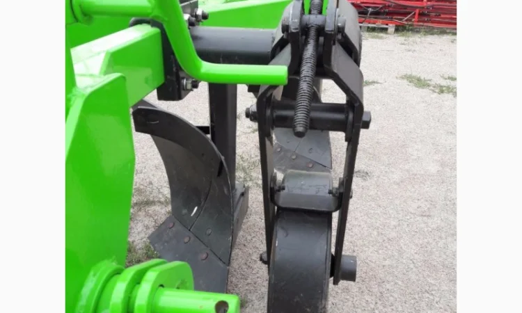 Плуг классический 3/30 фирмы Bomet - фото № 9