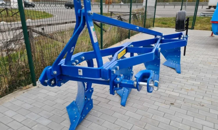 Турецький 4-х корпусний плуг Unlu, суцільні відвали - фото № 2