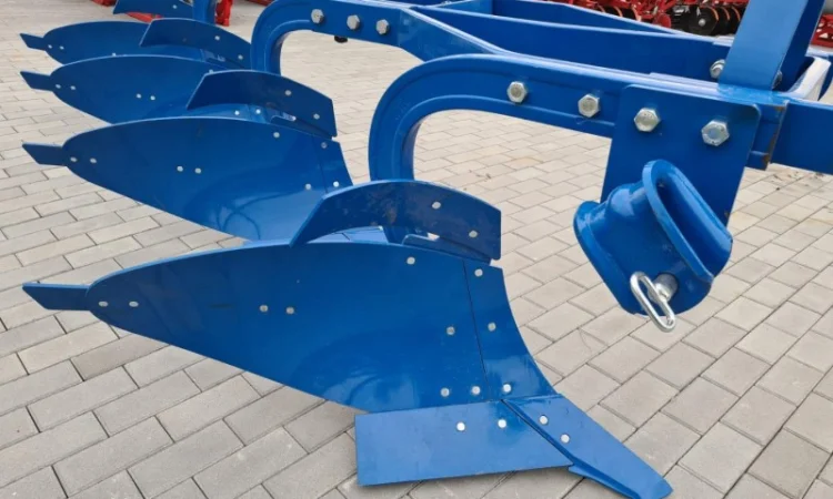 Турецький 4-х корпусний плуг Unlu, суцільні відвали - фото № 7